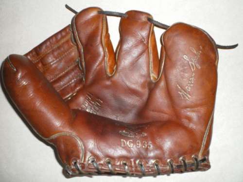 Warren Spahn D&M DG95 Front